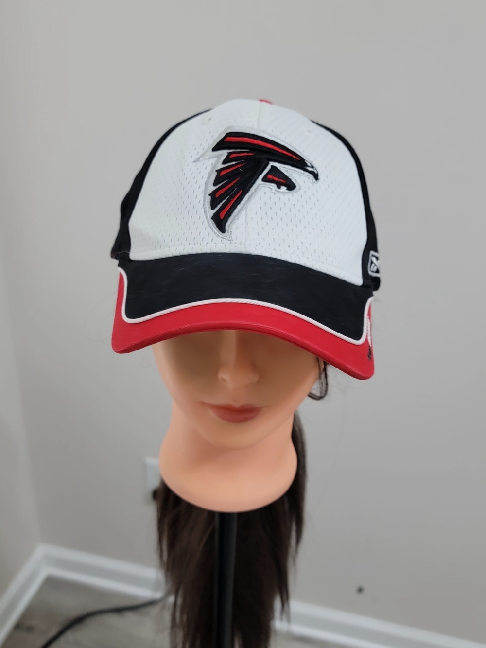 Atlanta Falcons Reebok NFL Sideline Vintage Strapback Cap Hat